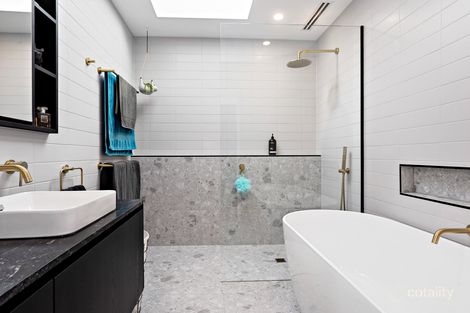 Property photo of 2/13 Kitchener Road Croydon VIC 3136