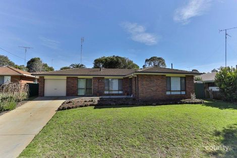 17 Amanda Dr, Centenary Heights, QLD 4350