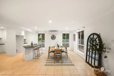 Property photo of 4 Maple Court Carindale QLD 4152