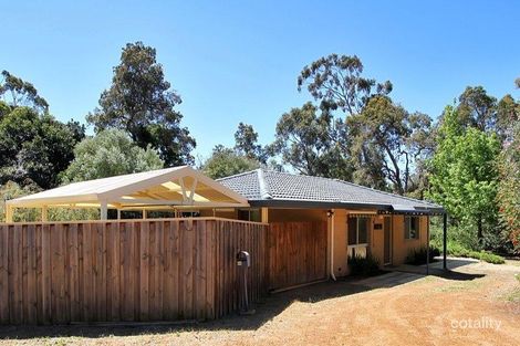 48 Sampson Rd, Lesmurdie, WA 6076