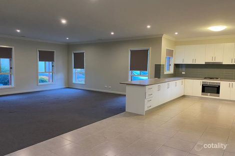 Property photo of 3/3 Regan Drive Romsey VIC 3434