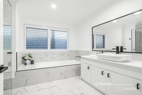 Property photo of 19 Habitat Place Drewvale QLD 4116
