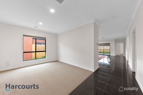Property photo of 19 Bateman Drive Harkness VIC 3337