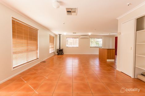 Property photo of 55 Staal Crescent Emerald QLD 4720