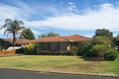 4 Cousins Ave, Usher, WA 6230