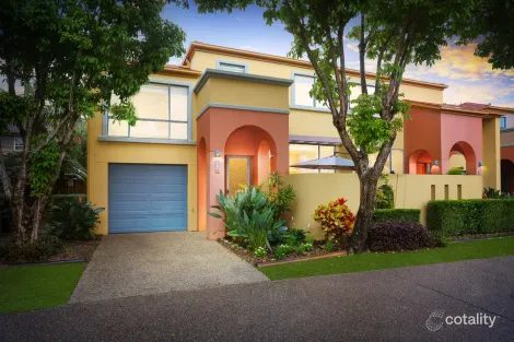Property photo of 37/20 Fairway Drive Clear Island Waters QLD 4226