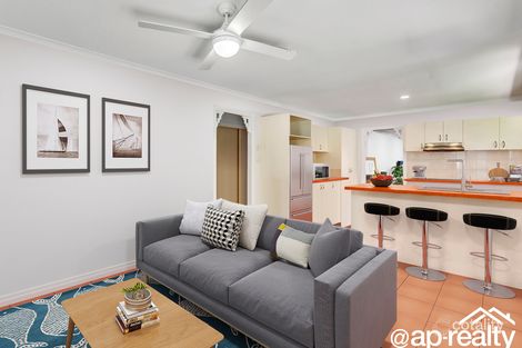 Property photo of 88 Flinders Crescent Forest Lake QLD 4078