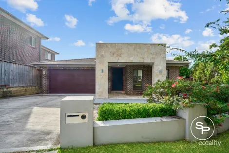 18 Rymill Cres, Gledswood Hills, NSW 2557