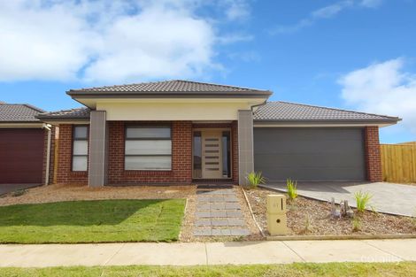 61 Errol Bvd, Mickleham, VIC 3064
