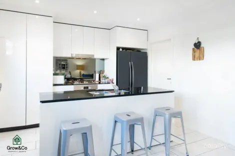 Property photo of 102 Hill Drive Pimpama QLD 4209