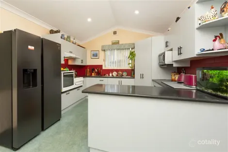 Property photo of 103/262 Princes Highway Bomaderry NSW 2541