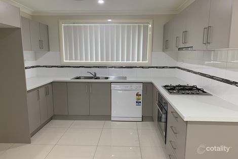 Property photo of 1/25A Sebastian Avenue Rosemeadow NSW 2560