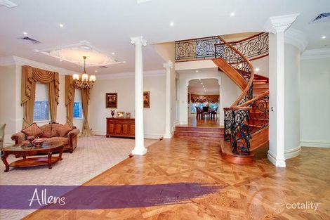 Property photo of 18 Lachlan Grange Bulleen VIC 3105