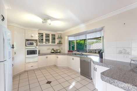 Property photo of 32 Nash Drive Glenvale QLD 4350