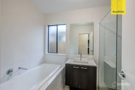Property photo of 33 Livingstone Street Logan Reserve QLD 4133