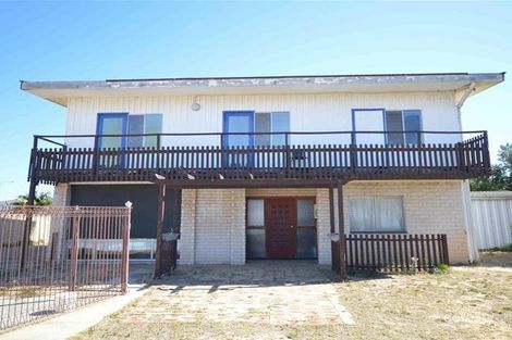 Property photo of 3 Fifth Avenue Shoalwater WA 6169