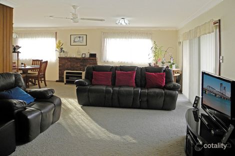 Property photo of 16 Flinders Way Surf Beach NSW 2536