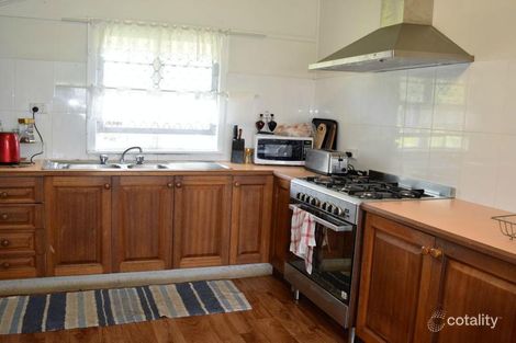 Property photo of 4 Burnett Heads Road Burnett Heads QLD 4670