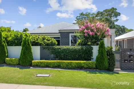 2/85 Ramsay St, Centenary Heights, QLD 4350