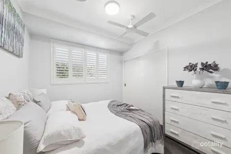 Property photo of 2/85 Ramsay Street Centenary Heights QLD 4350