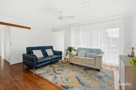 Property photo of 8 Polock Crescent Albion Park NSW 2527