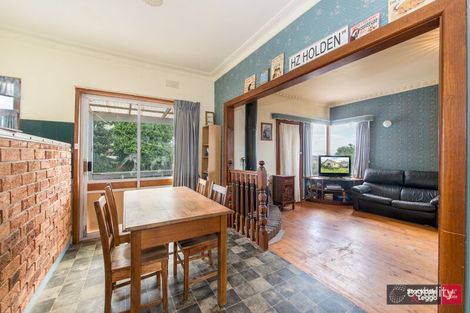Property photo of 28 Wolseley Grove Bell Post Hill VIC 3215