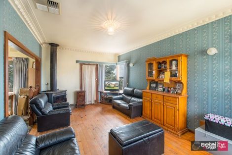 Property photo of 28 Wolseley Grove Bell Post Hill VIC 3215