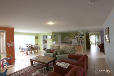 Property photo of 36 Lynbridge Crescent Tarneit VIC 3029