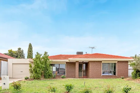 4 Christine Ave, Hillbank, SA 5112