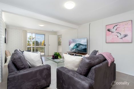 Property photo of 62 Mingera Street Mansfield QLD 4122