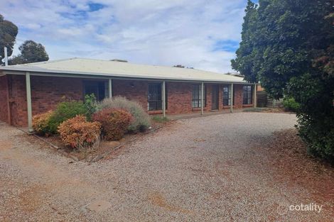 1 Cronin St, Jamestown, SA 5491