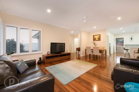 Property photo of 50 Elgar Street Holland Park QLD 4121