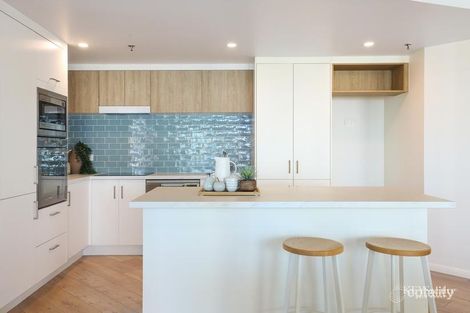 Property photo of 29/20 Cronin Avenue Main Beach QLD 4217