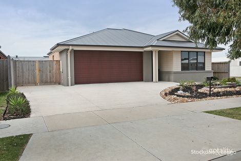 Property photo of 18 Pasadena Drive Cowes VIC 3922