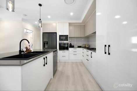 Property photo of 10 Cobradah Court Pimpama QLD 4209