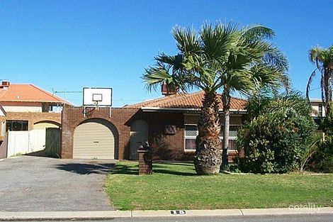 15 Lazarus Rd, Tarcoola Beach, WA 6530