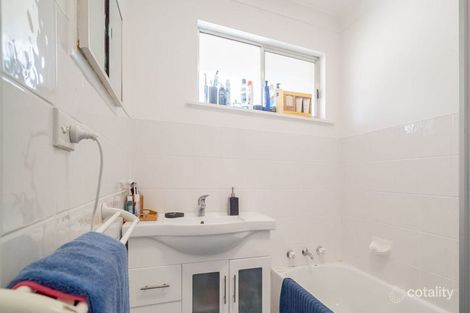 Property photo of 1 Hawthorne Close Armidale NSW 2350