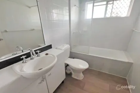 Property photo of 2/5-7 Mintaro Crescent Woree QLD 4868