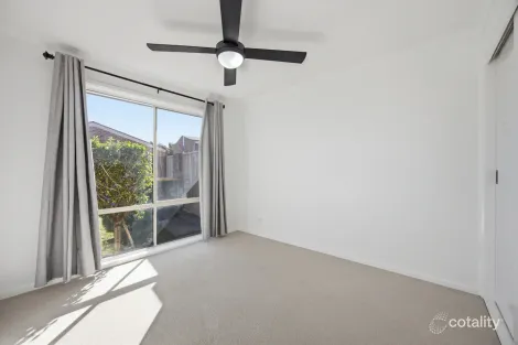 Property photo of 7/1-7 Torpy Place Jerrabomberra NSW 2619