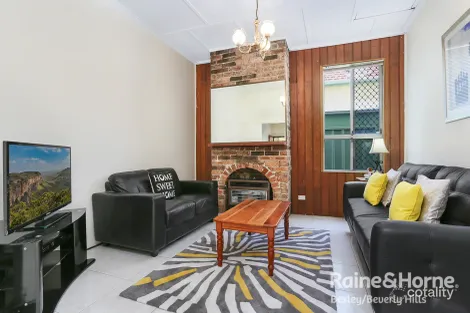 Property photo of 28 Lloyd Street Bexley NSW 2207