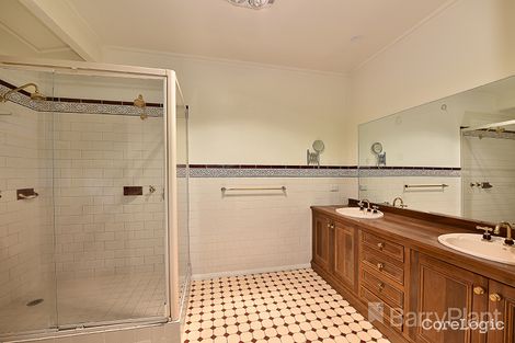 Property photo of 21 Sheringham Drive Wheelers Hill VIC 3150