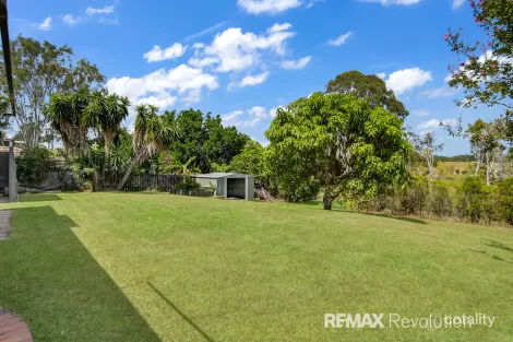 Property photo of 8 Edinburgh Drive Bethania QLD 4205