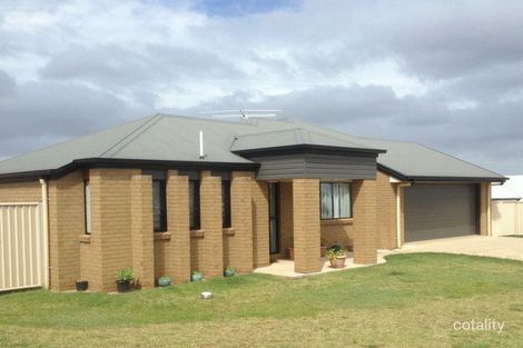 8 Daisy Ct, Kingaroy, QLD 4610