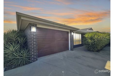 Property photo of 2/17 Dudley Street Chinchilla QLD 4413