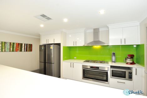 8a Hodges St, Shoalwater, WA 6169