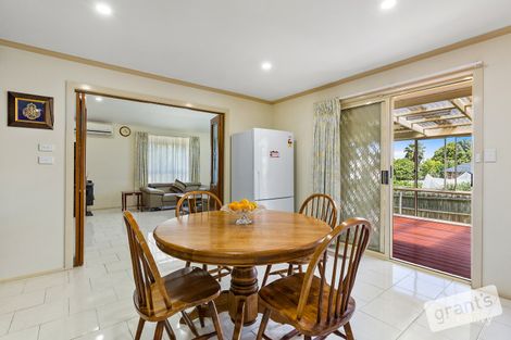 Property photo of 33 Kendall Drive Narre Warren VIC 3805