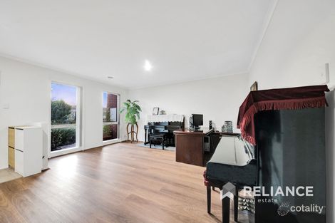 Property photo of 39 Sumner Crescent Point Cook VIC 3030