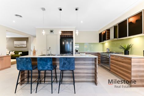 Property photo of 6 Bluemist Circuit Lyndhurst VIC 3975