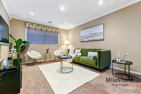 Property photo of 6 Bluemist Circuit Lyndhurst VIC 3975