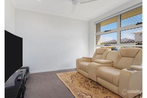 Property photo of 24 Tambor Crescent Pallara QLD 4110